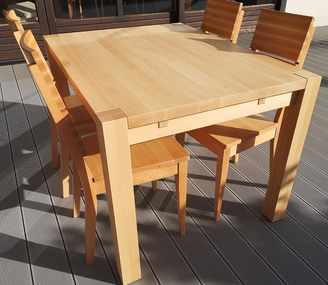 komplet stół z krzesłami drewniany