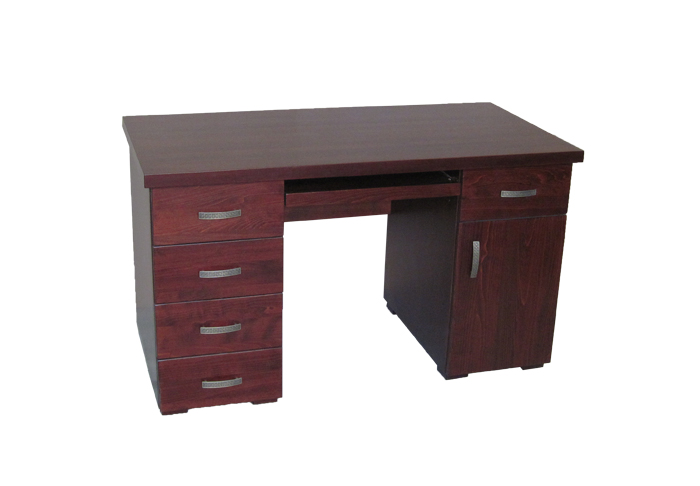 solidne biurko z drewna bukowego