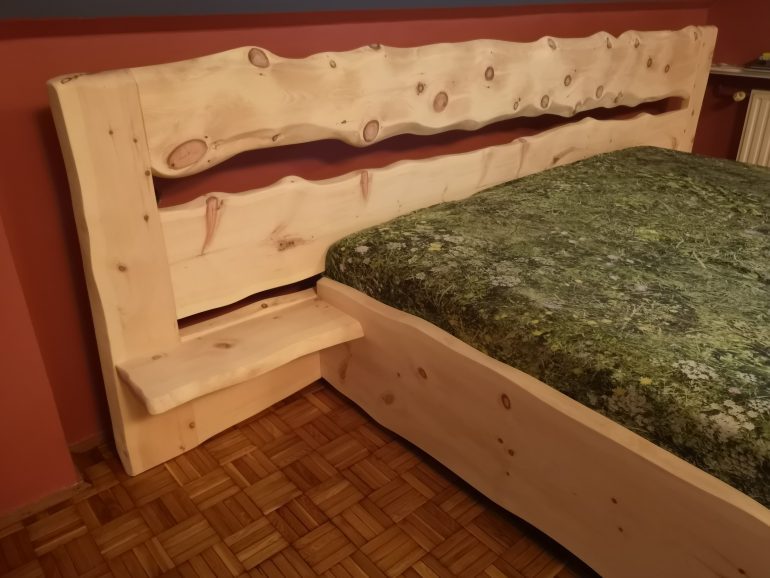 łóżko z surowej limby z oflisem