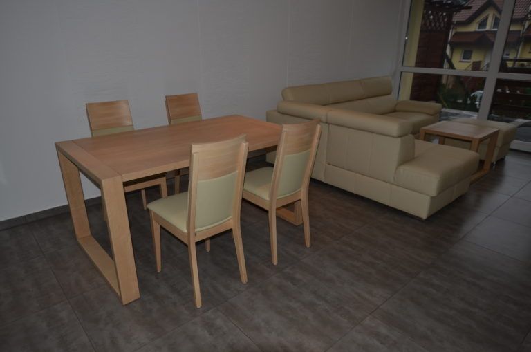 Meble drewniane brzozowe stół i krzesła 8