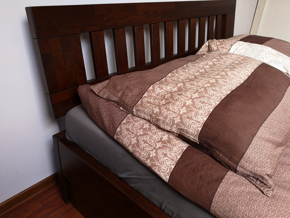 łóżko drewniane ze skrzynią kolor la